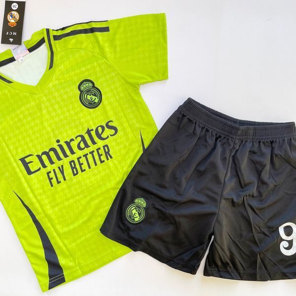 Дитяча підліткова футбольна форма Mbappe FC Real Madrid 116,128,140,152,164,176 розмір 176 2749922985 фото