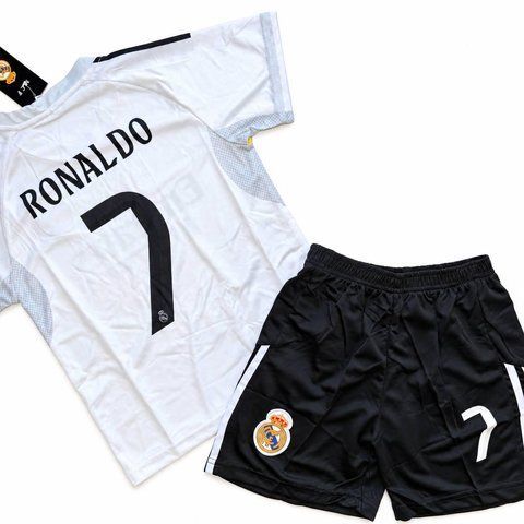 Дитяча футбольна форма Реал Мадрид Ronaldo No7 (футболка + шорти), біла з чорним 176 3221066022 фото