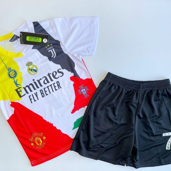 Дитяча підліткова футбольна форма Ronaldo 110,116,128,140,152,164,176 розмір 2682147460 фото